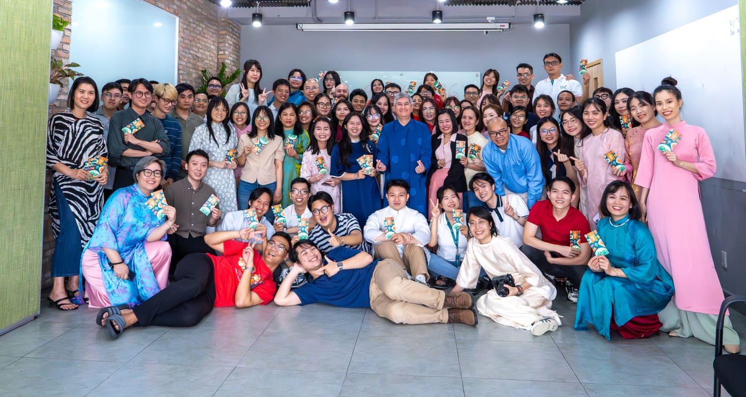 Đội ngũ TRG International